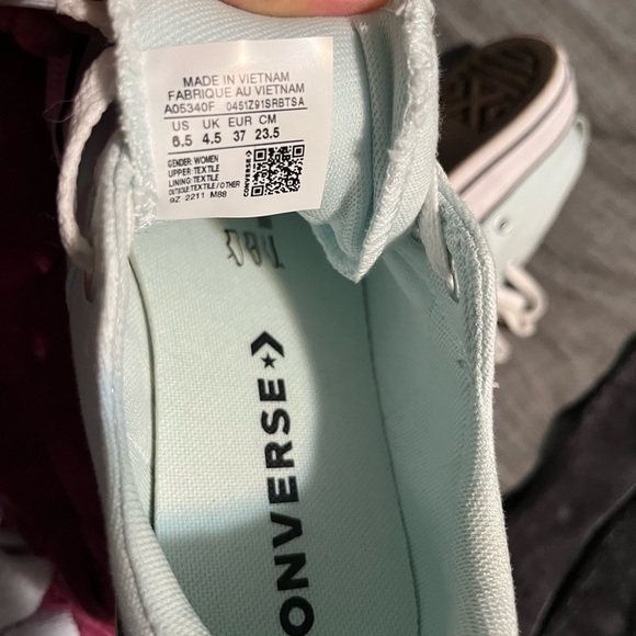 Shoes - Picture 3 of 3